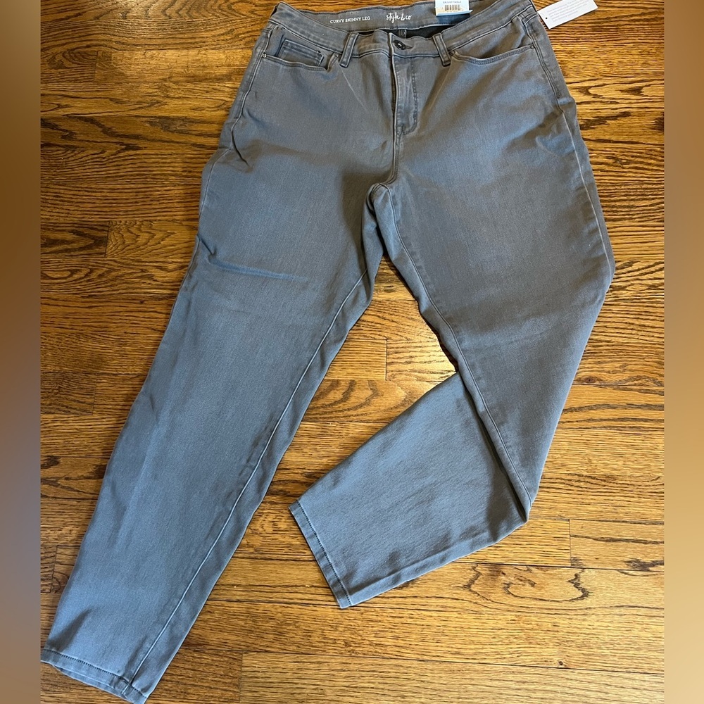 Style & Co. Charcoal Curvy Skinny Pants/Jeans, size 10, NWT